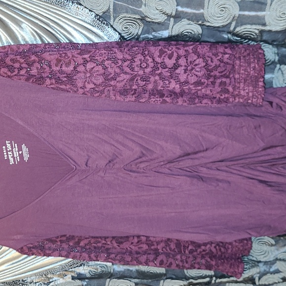 Torrid Plus Size Super Soft Top Size 4X. Beautiful burgandy.  NWT - Picture 14 of 15